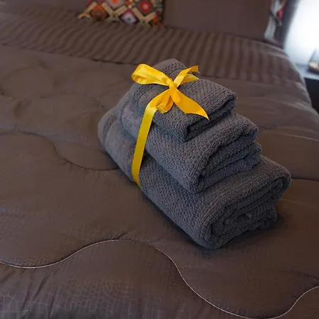 Lory Αγκριτζέντο